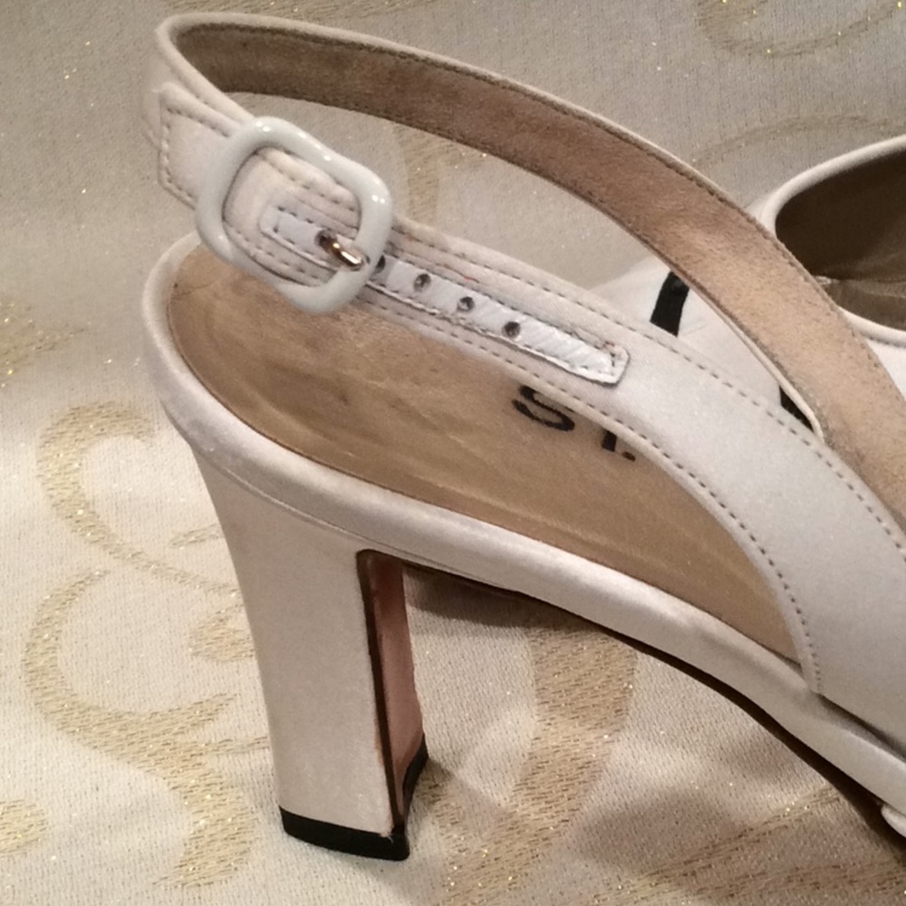 CLASSY, “ST. JOHN” SATIN, SEQUIN FLECKED, HEELS - Picture 3 of 5